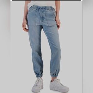 Women's Light Blue Denim Jogger Style Jeans S/P